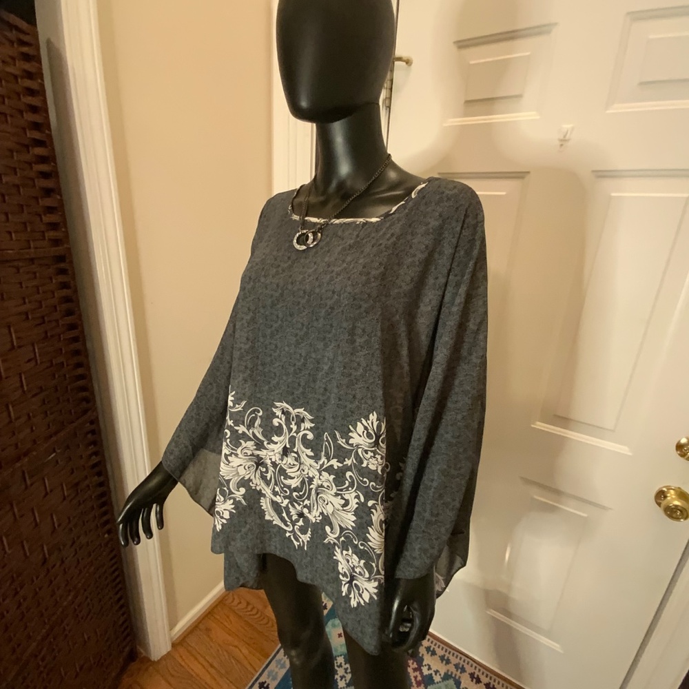 Women Poncho Scarf - Picture 5 of 6